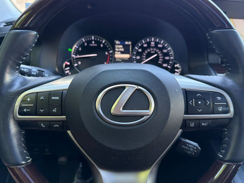 Used 2018 Lexus ES 350 w/ Luxury Package w/Wood Trim FWD image 25