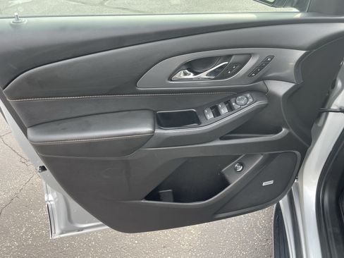 Used 2018 Chevrolet Traverse Premier w/ LPO, 'HIT The Road' Package AWD/4WD image 11
