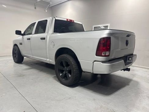 Used 2018 RAM 1500 Express w/ Express Value Package RWD image 8