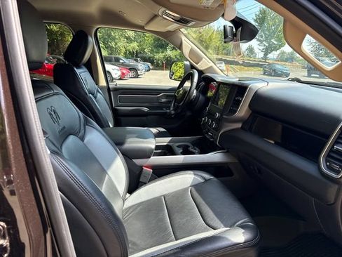 Used 2019 RAM 1500 Big Horn AWD/4WD image 9