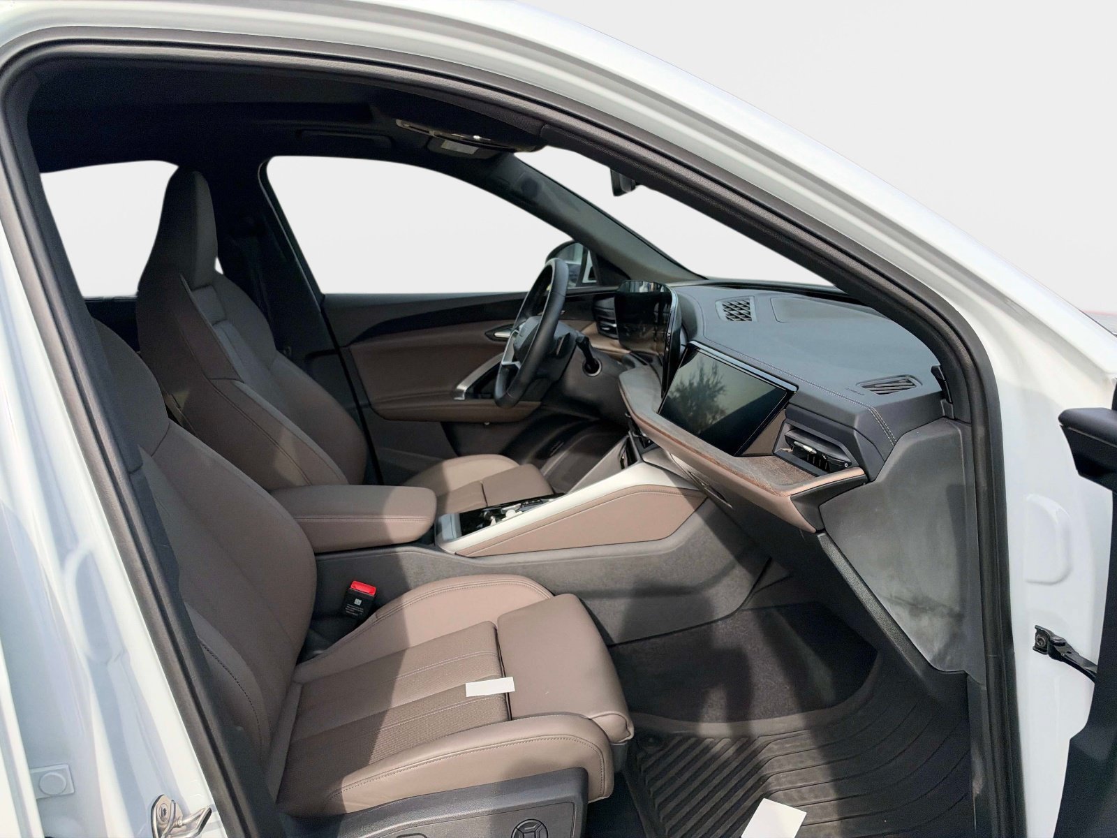 Used 2025 Audi Q5 Prestige AWD/4WD image 7