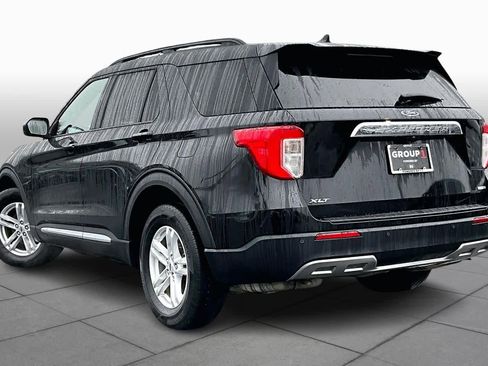 Used 2020 Ford Explorer XLT w/ Equipment Group 202A image 12