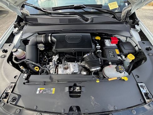 Used 2025 Jeep Compass Limited AWD/4WD image 33