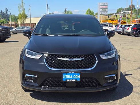 New 2026 Chrysler Pacifica Select FWD image 8