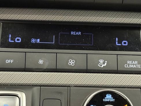 Used 2025 Hyundai Palisade SEL AWD/4WD image 34