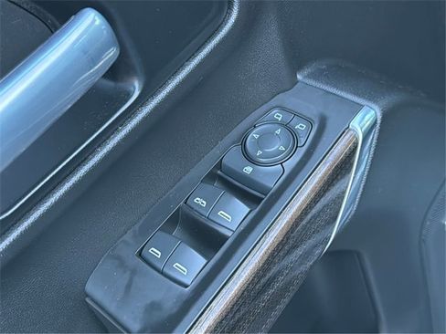 Used 2021 Chevrolet Silverado 1500 LT Trail Boss w/ Convenience Package II image 25