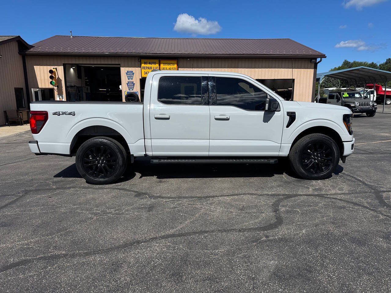 Used 2024 Ford F150 XLT w/ Equipment Group 302A MID AWD/4WD image 5