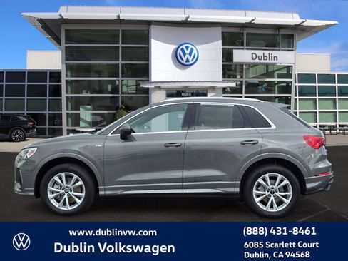 Used 2023 Audi Q3 2.0T Premium Plus w/ Premium Plus Package image 7