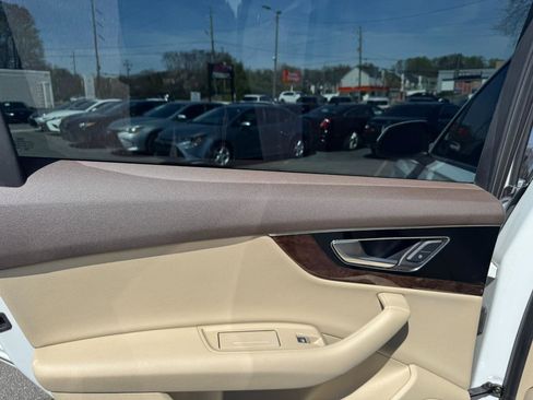 Used 2017 Audi Q7 3.0T Premium image 27