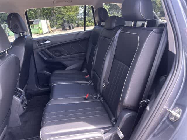 Used 2024 Volkswagen Tiguan SE FWD image 25