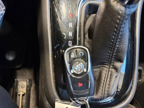 Used 2018 Buick Encore Preferred FWD image 21