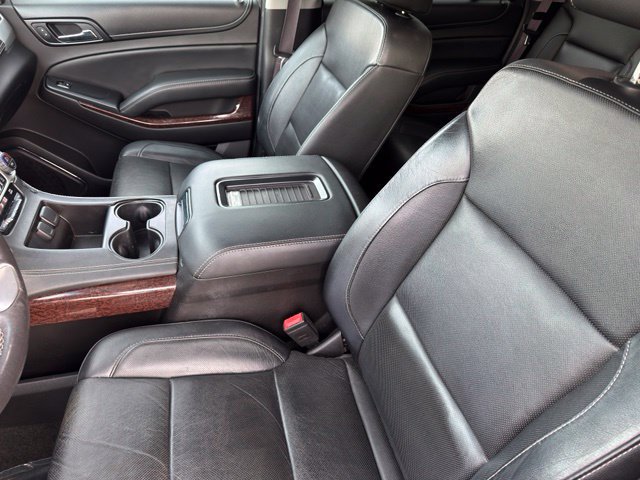 Used 2017 GMC Yukon SLT AWD/4WD image 6