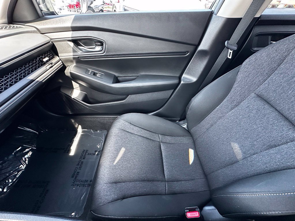 Used 2026 Honda Accord SE image 36