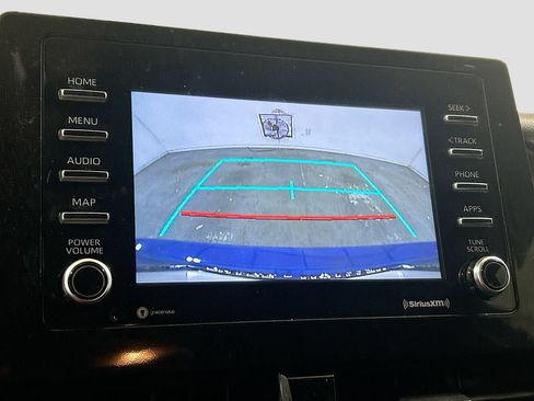 Used 2024 Toyota Camry SE FWD image 11