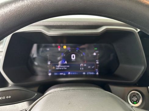 Used 2023 Chevrolet Colorado Trail Boss w/ Technology Package image 17