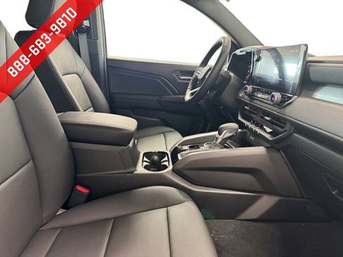 New 2025 Chevrolet Colorado LT w/ LT Convenience Package AWD/4WD image 22