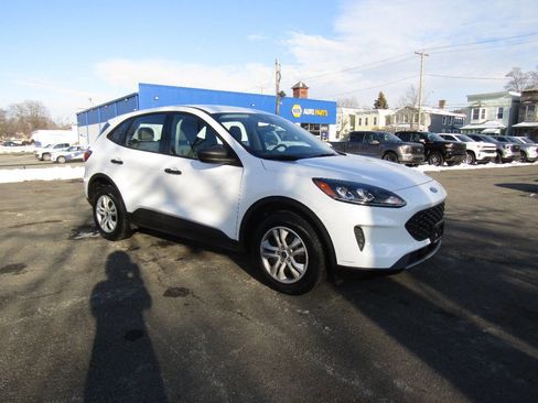 Used 2022 Ford Escape S image 9