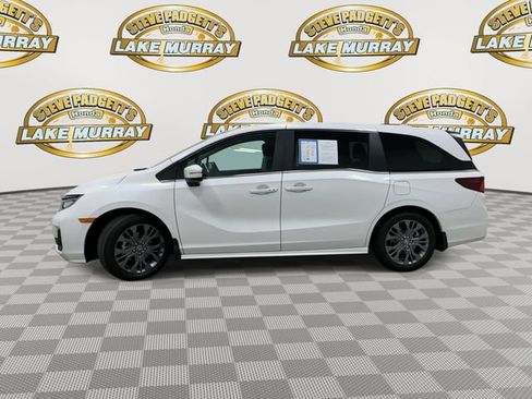 Certified 2025 Honda Odyssey Touring image 8