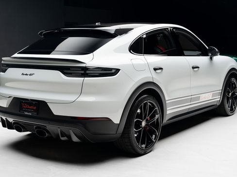 Used 2022 Porsche Cayenne Turbo GT AWD/4WD image 35