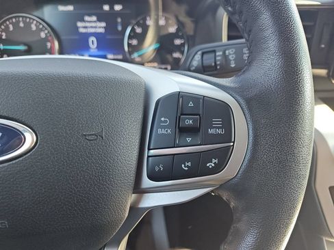 Used 2021 Ford Explorer XLT AWD/4WD image 24