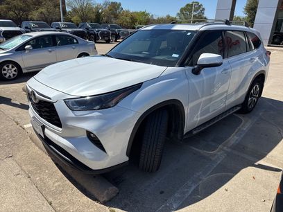 Used 2022 Toyota Highlander XLE