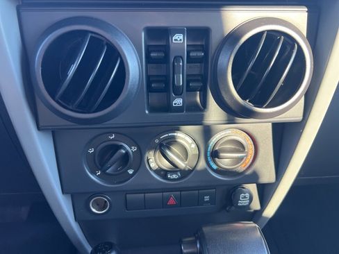 Used 2008 Jeep Wrangler X image 15