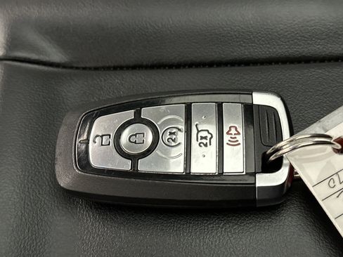 Used 2025 Ford Expedition Max Platinum w/ Driver's Package AWD/4WD image 49