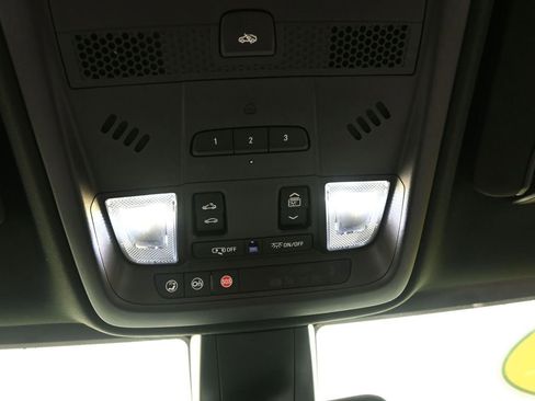 Used 2023 Cadillac XT5 Premium Luxury image 24