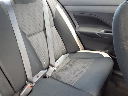 Used 2021 Nissan Versa SV image 24