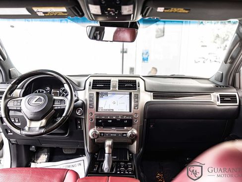 Used 2020 Lexus GX 460 Luxury w/ Luxury Sport Package AWD/4WD image 38