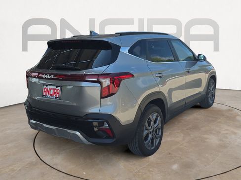 Certified 2024 Kia Seltos S FWD image 8