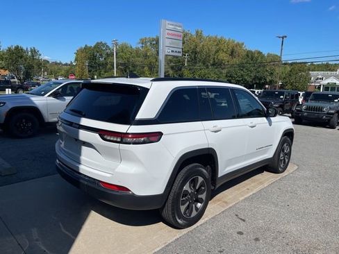 Certified 2024 Jeep Grand Cherokee Limited 4xe AWD/4WD image 6