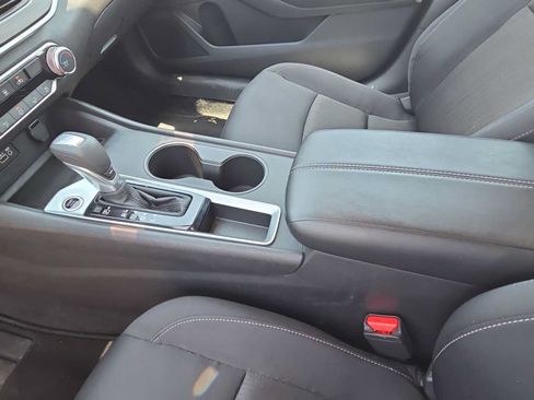 Used 2025 Nissan Altima 2.5 SV FWD image 20