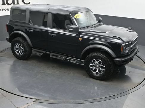 Used 2024 Ford Bronco Badlands AWD/4WD image 37