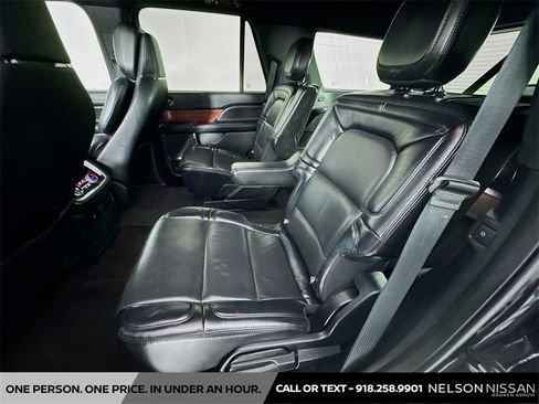 Used 2021 Lincoln Navigator Reserve image 26
