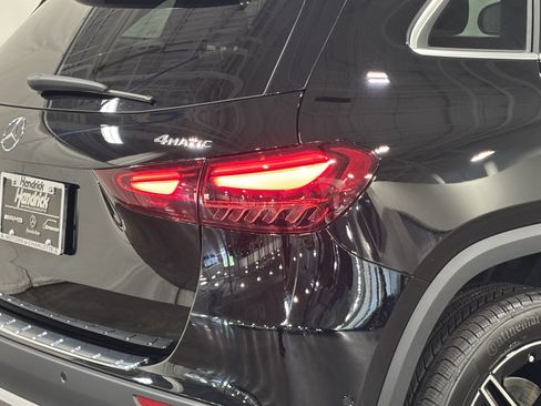 New 2026 Mercedes-Benz GLA 250 4MATIC image 9