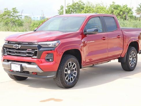 New 2025 Chevrolet Colorado Z71 w/ Technology Package image 3