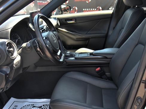 Used 2021 Lexus IS 300 w/ Comfort Package RWD image 18