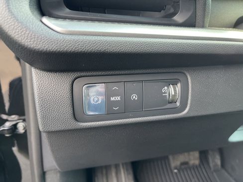 New 2026 Chevrolet Traverse LT w/ Sun and Wheel Package image 28