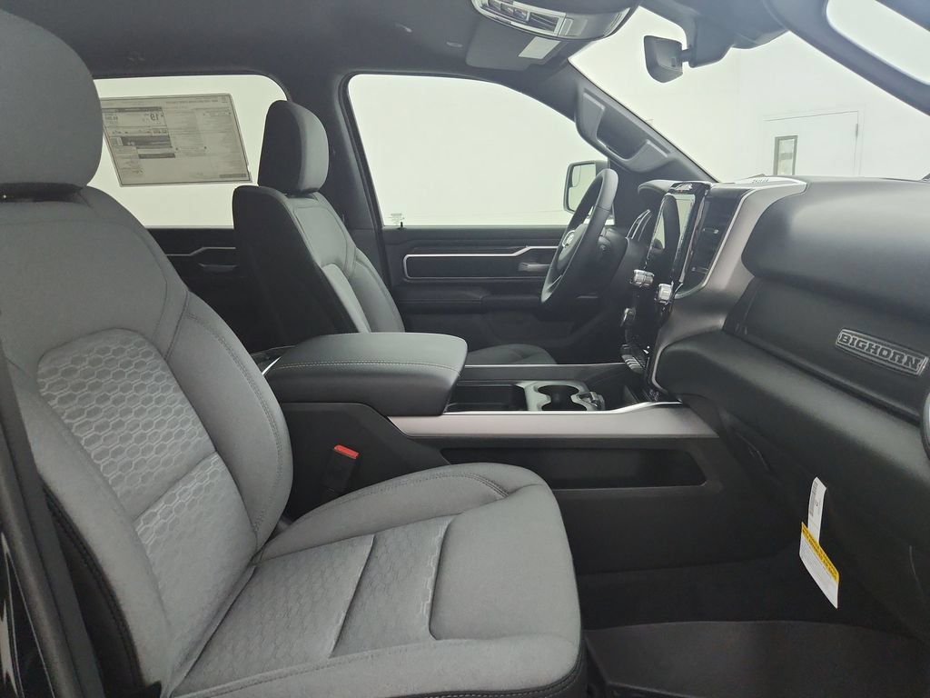 New 2027 RAM 1500 Big Horn AWD/4WD image 33