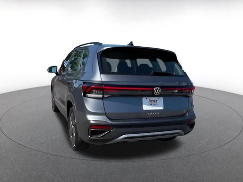 Used 2026 Volkswagen Taos S FWD image 11