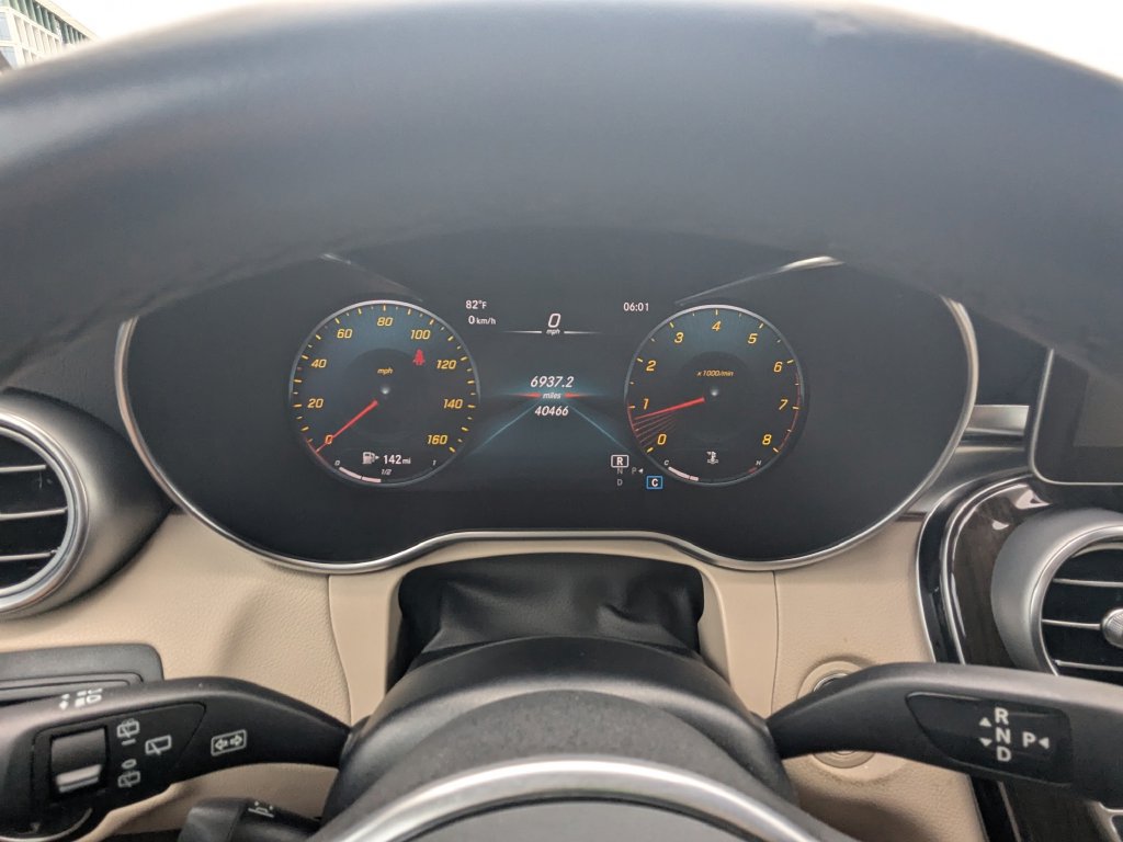 Certified 2022 Mercedes-Benz GLC 300 w/ Premium Package Lite image 13