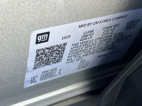 Used 2026 Chevrolet Trax LT FWD image 39