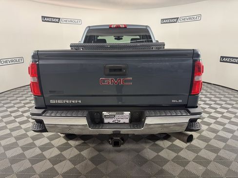 Used 2015 GMC Sierra 2500 SLE w/ SLE Preferred Package image 5