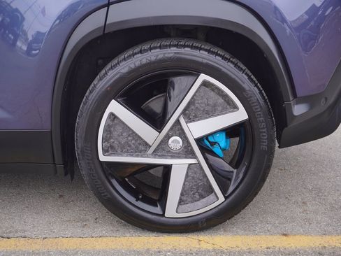 Used 2023 Fisker Ocean Extreme image 11