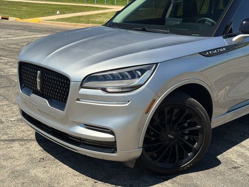Used 2024 Lincoln Aviator Reserve w/ Jet Package AWD/4WD image 8