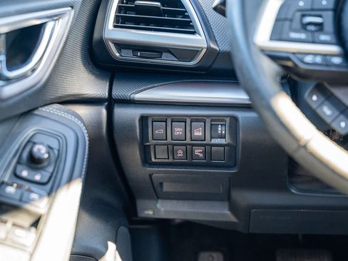 Used 2023 Subaru Forester Premium image 25