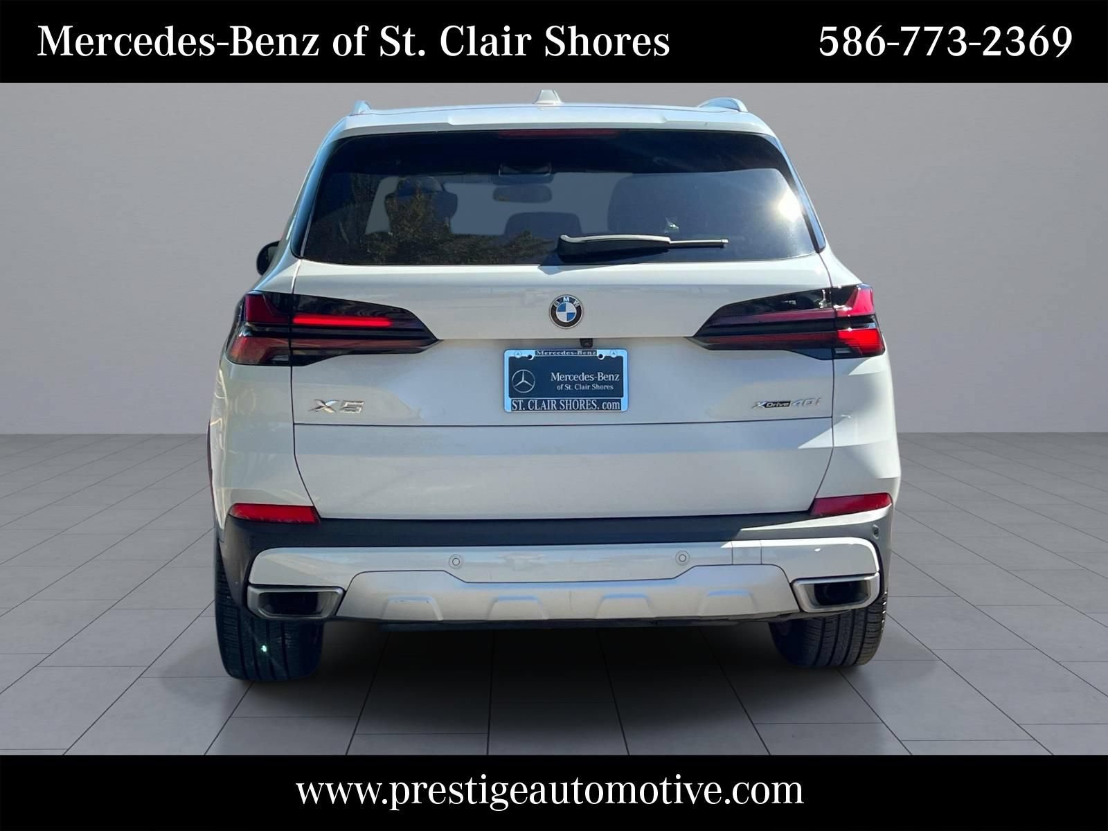 Used 2024 BMW X5 xDrive40i w/ Premium Package AWD/4WD image 5