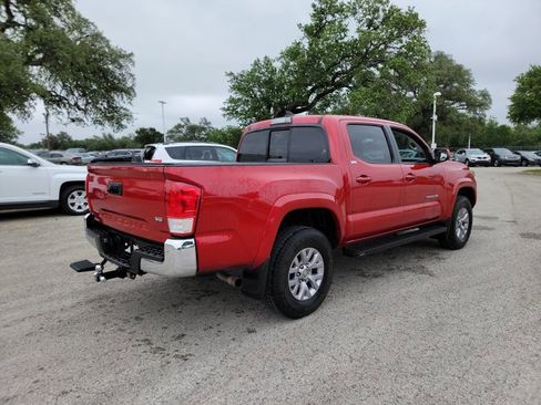 Used 2016 Toyota Tacoma SR5 w/ SR5 Appearance Package (SN) RWD image 5