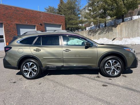 Used 2020 Subaru Outback Limited image 6